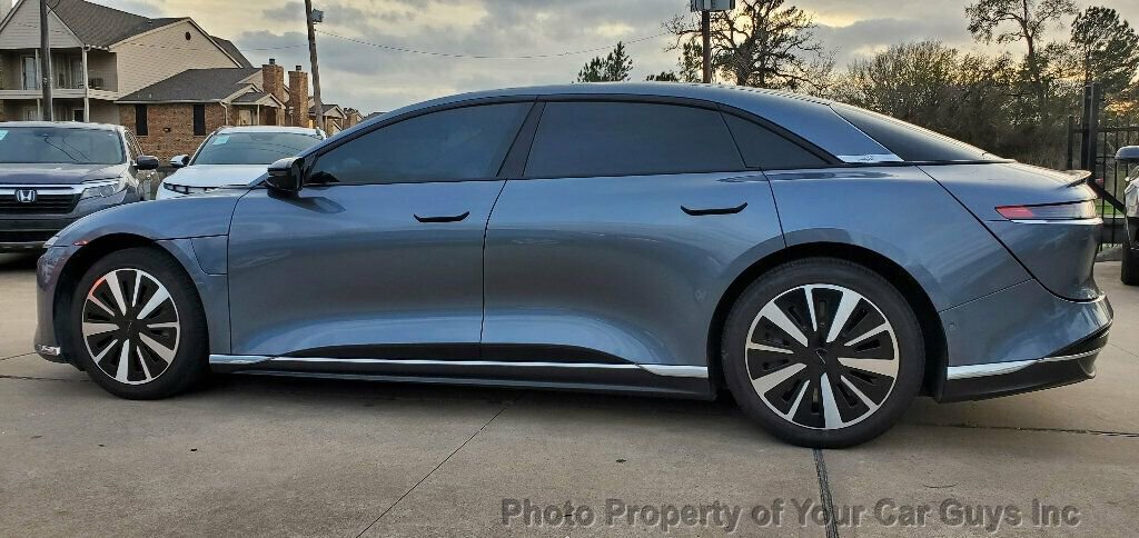 Used 2025 Lucid Air Pure image 21