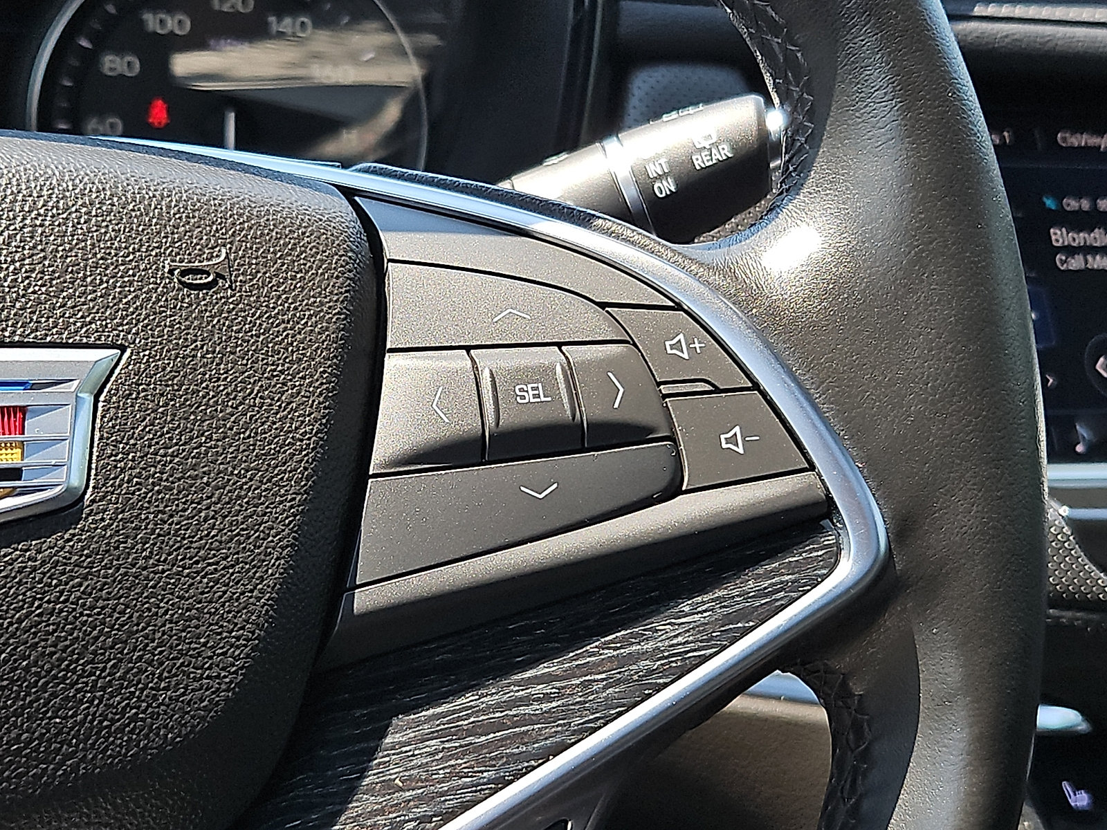 Used 2022 Cadillac XT5 Premium Luxury w/ Technology Package AWD/4WD image 23