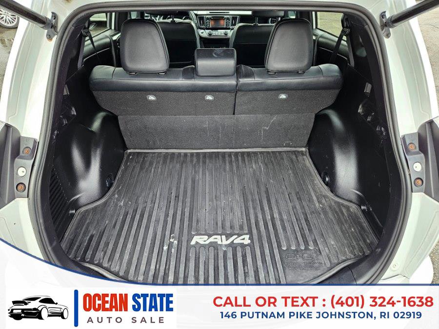 Used 2017 Toyota RAV4 SE image 13