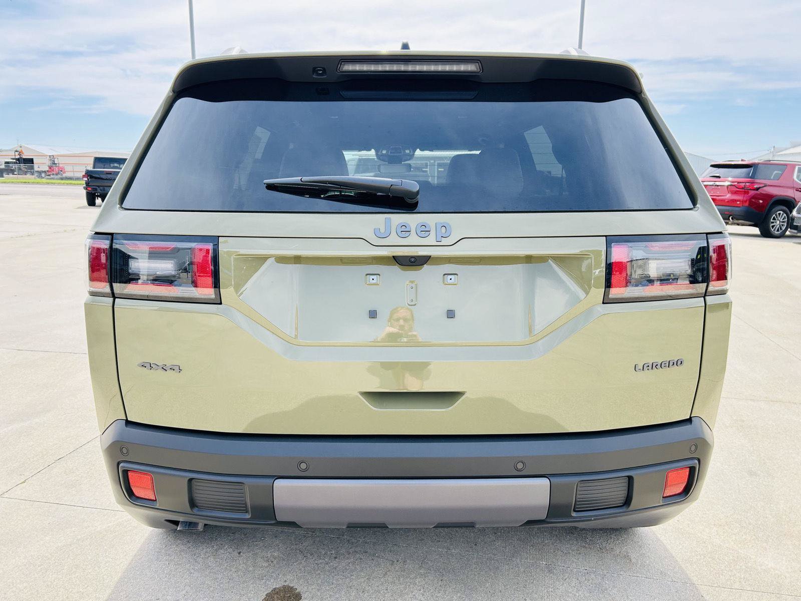 New 2026 Jeep Cherokee Laredo AWD/4WD image 36