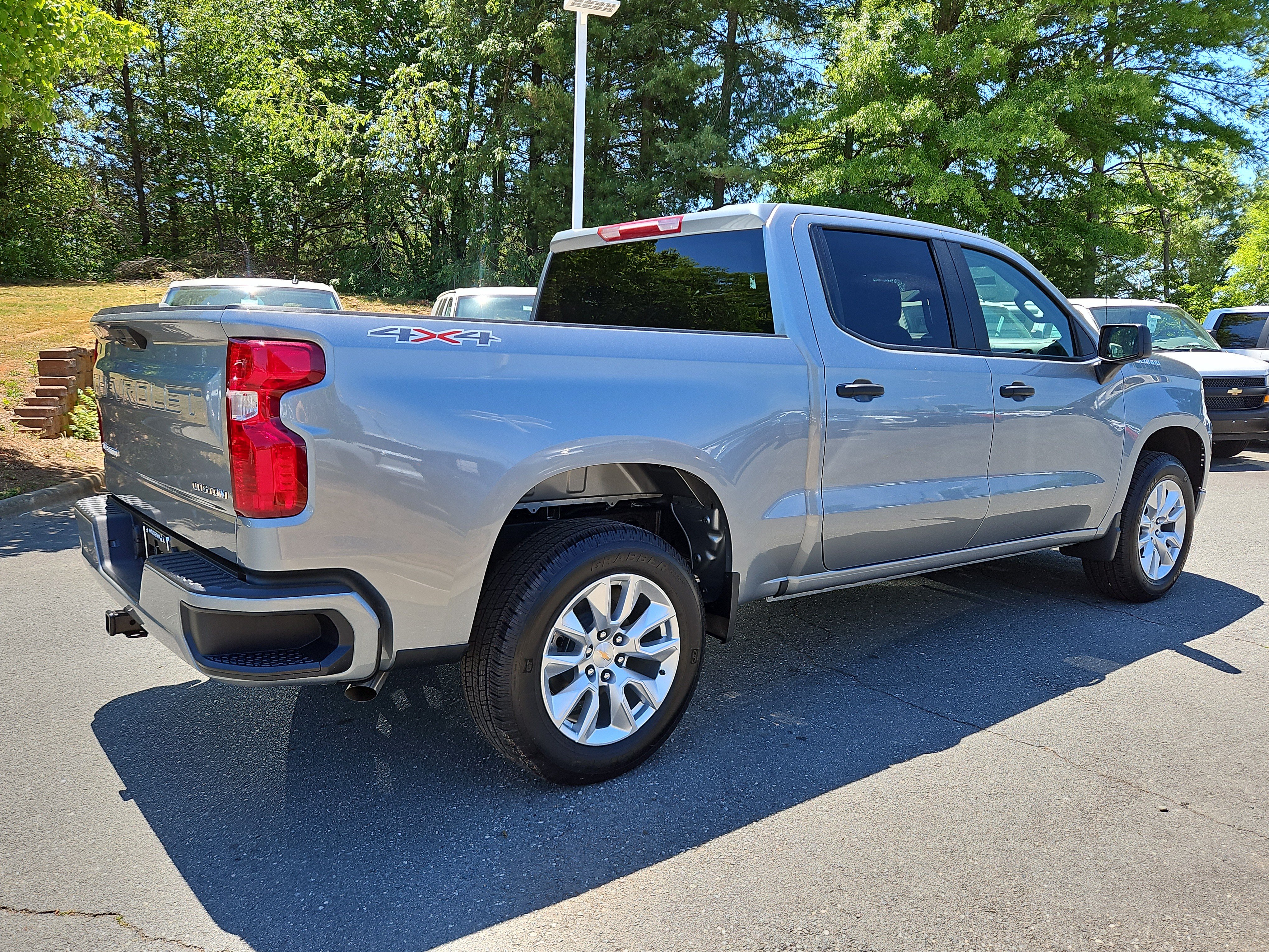 New 2026 Chevrolet Silverado 1500 Custom AWD/4WD image 7