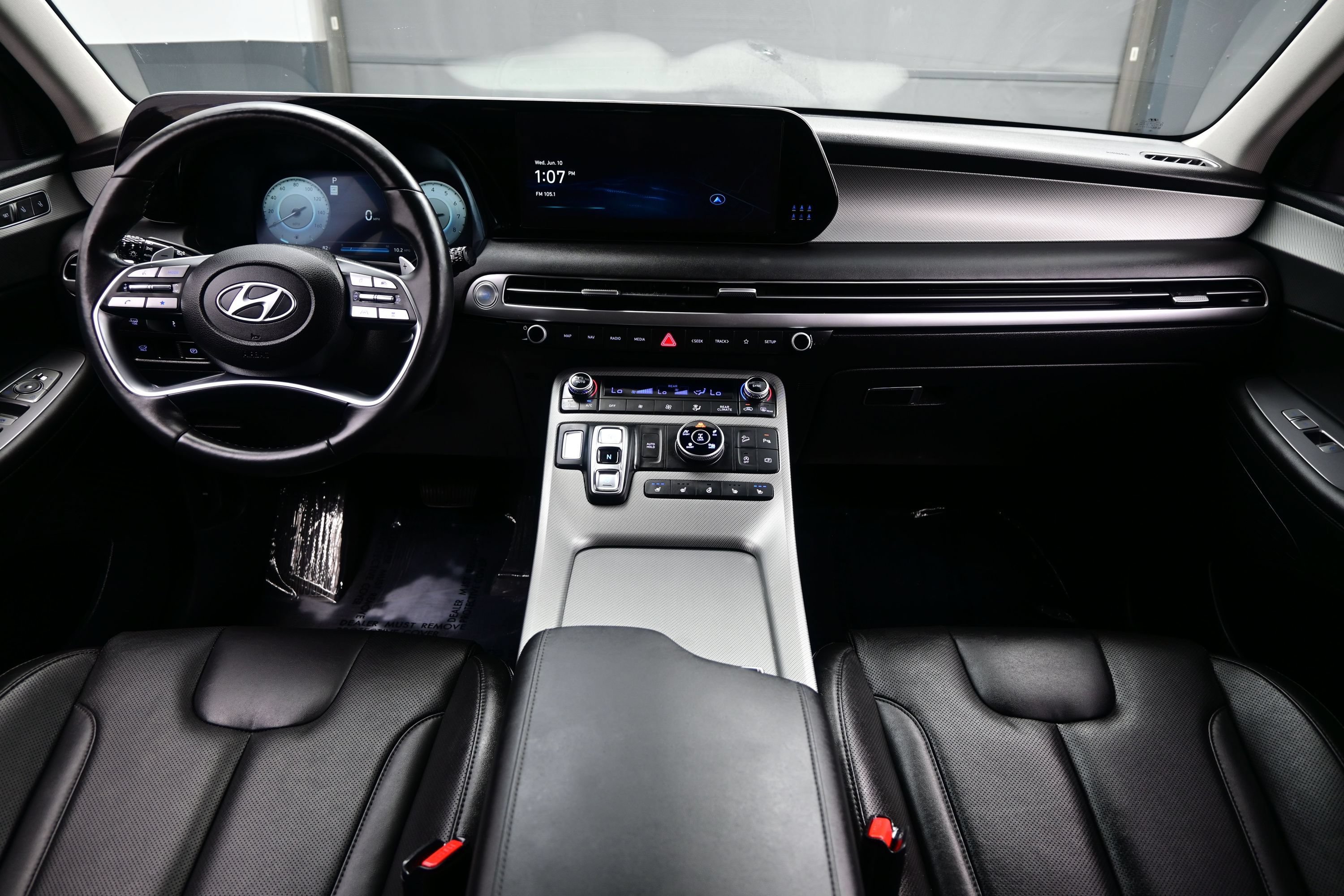 Used 2023 Hyundai Palisade SEL w/ Winter Package AWD/4WD image 18