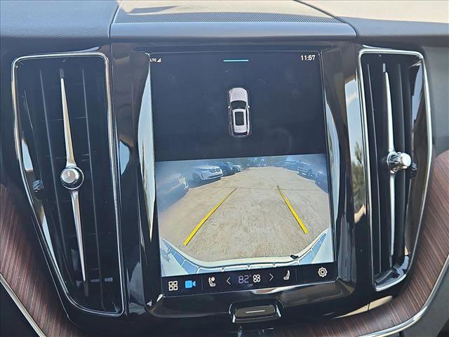 Used 2023 Volvo XC60 B5 Plus w/ Protection Package Premier FWD image 14