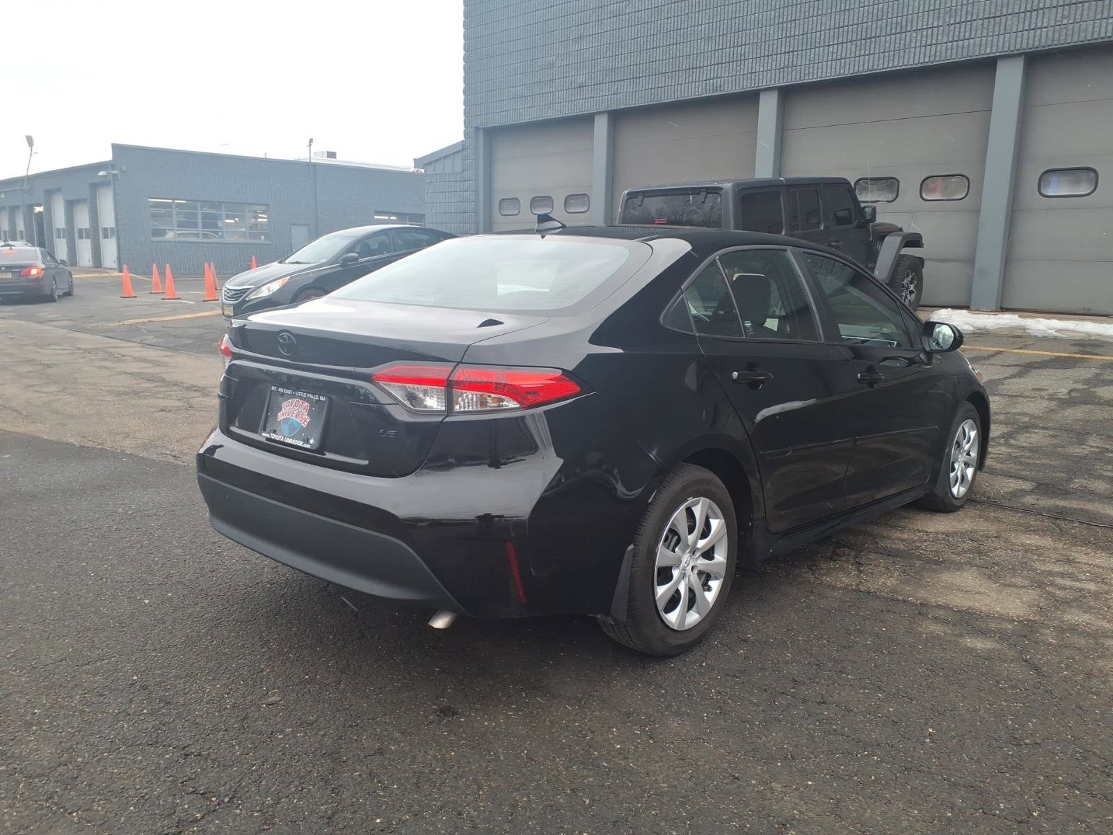 Certified 2023 Toyota Corolla LE w/ Carpet Mat Package (TMS) image 6