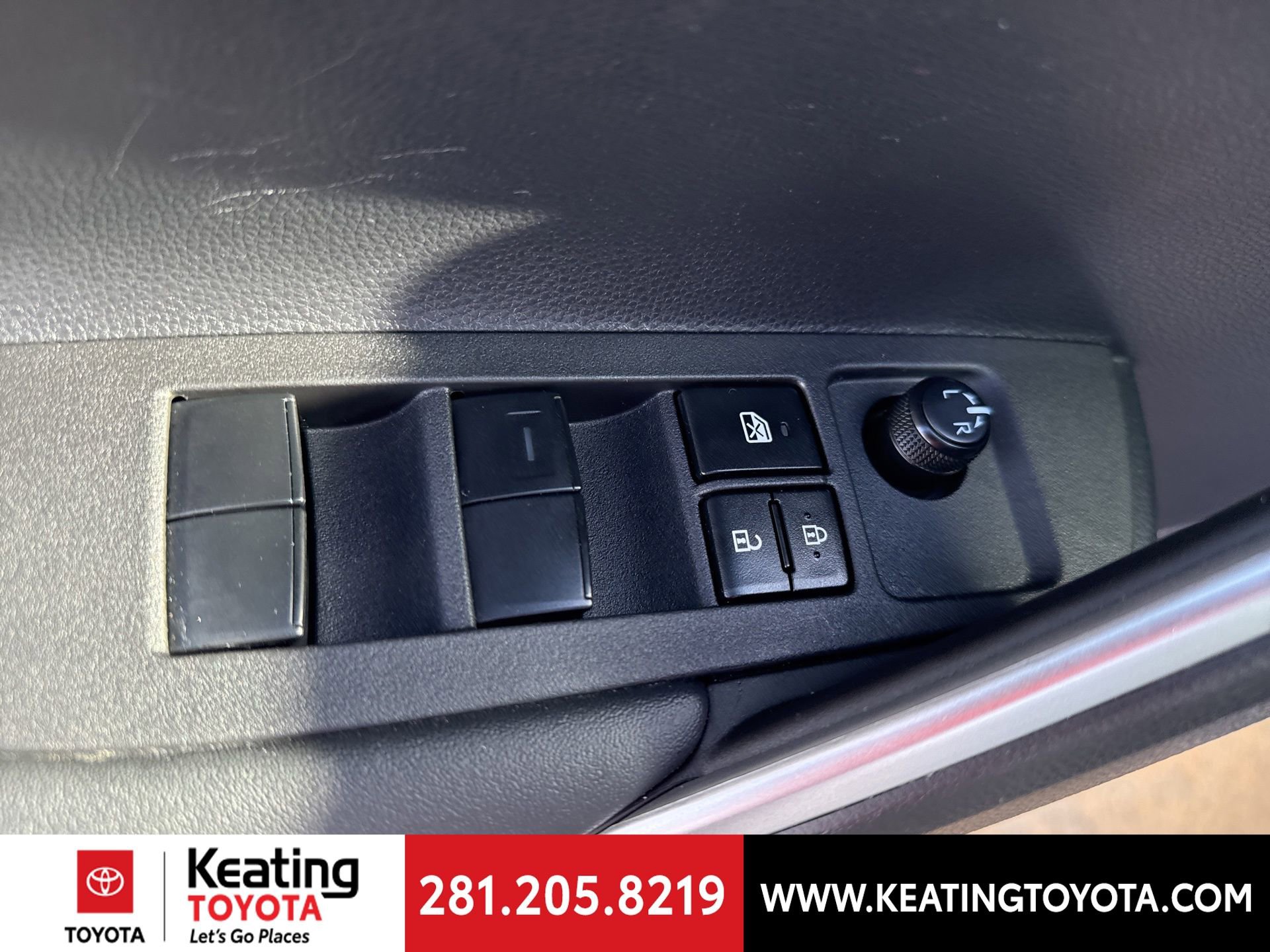 Certified 2024 Toyota Corolla Cross SE image 14