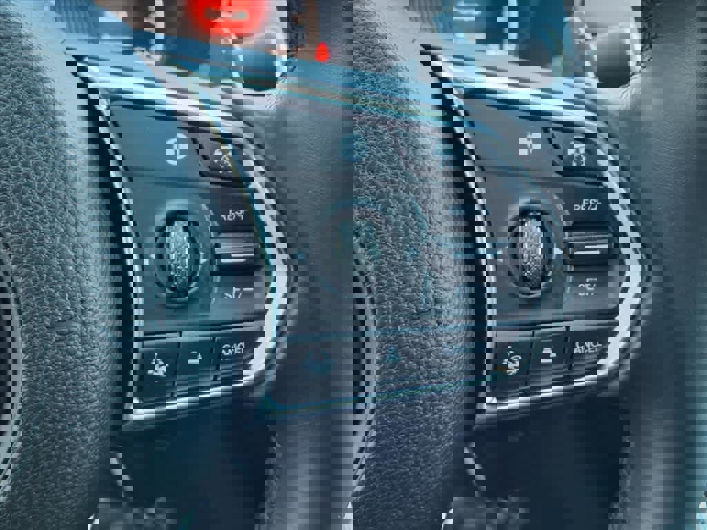 Certified 2025 Acura TLX w/ Technology Package image 21