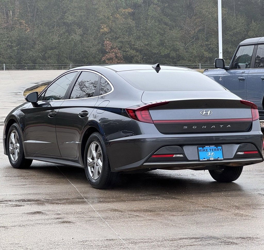 Used 2023 Hyundai Sonata SE w/ Cargo Package image 12