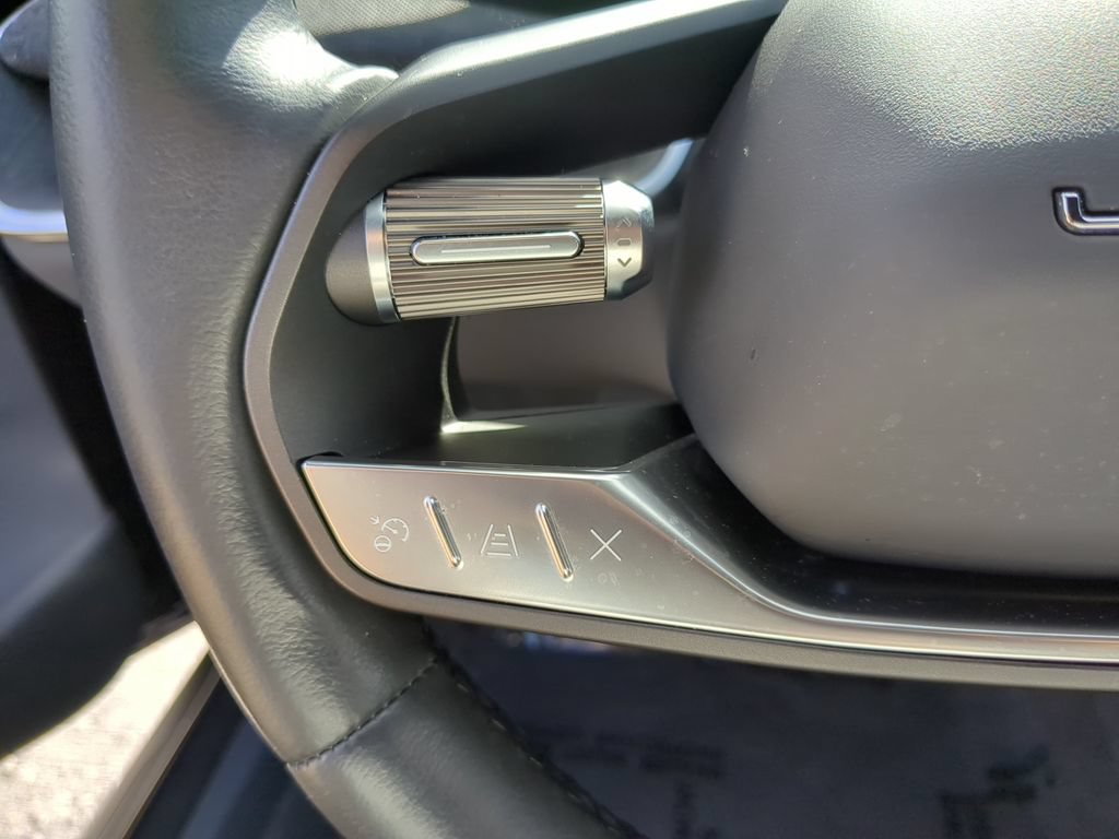 Used 2024 Lucid Air Pure RWD image 27