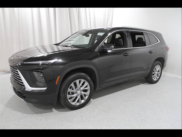 Used 2026 Buick Enclave Preferred AWD/4WD image 3