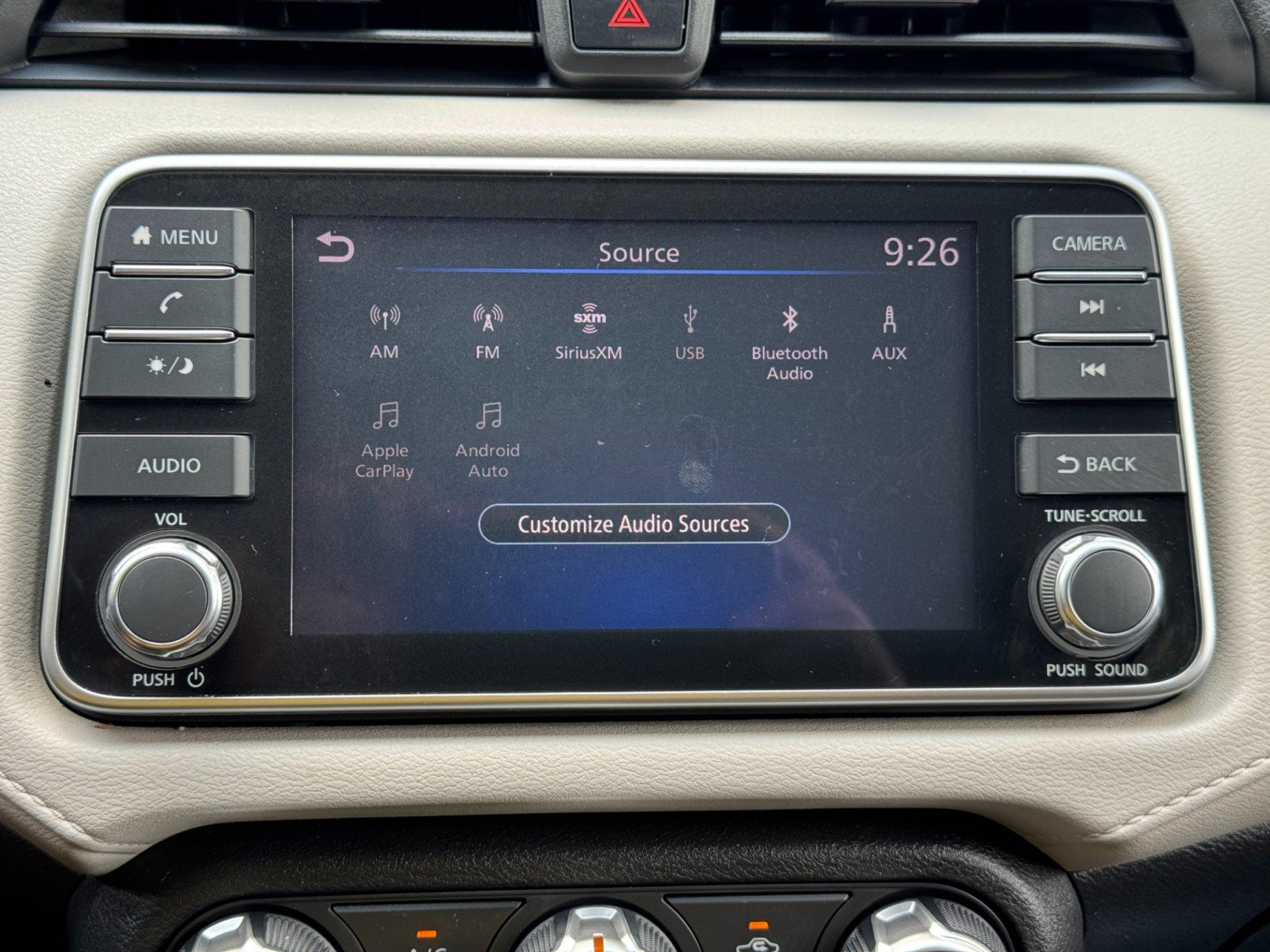 Used 2021 Nissan Versa SV FWD image 21