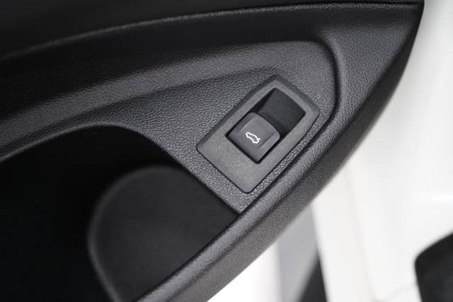 Used 2023 BMW M4 xDrive Competition image 43
