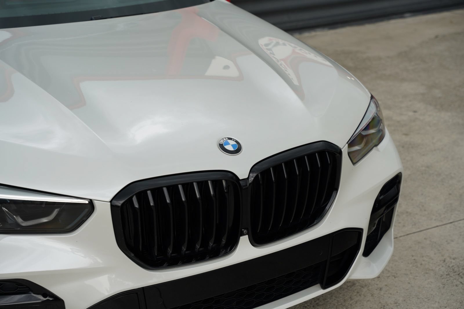 Used 2022 BMW X5 sDrive40i w/ M Sport Package RWD image 7