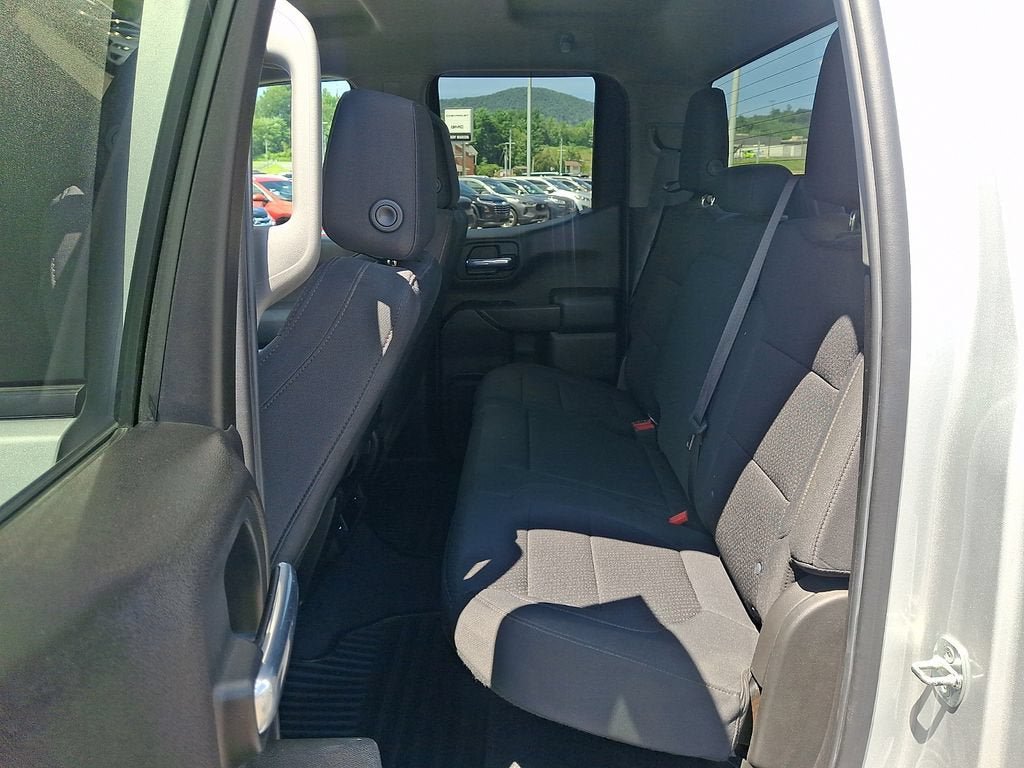Used 2020 Chevrolet Silverado 1500 Custom w/ Custom Value Package RWD image 10