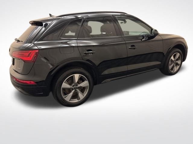 Used 2025 Audi Q5 2.0T Premium image 4