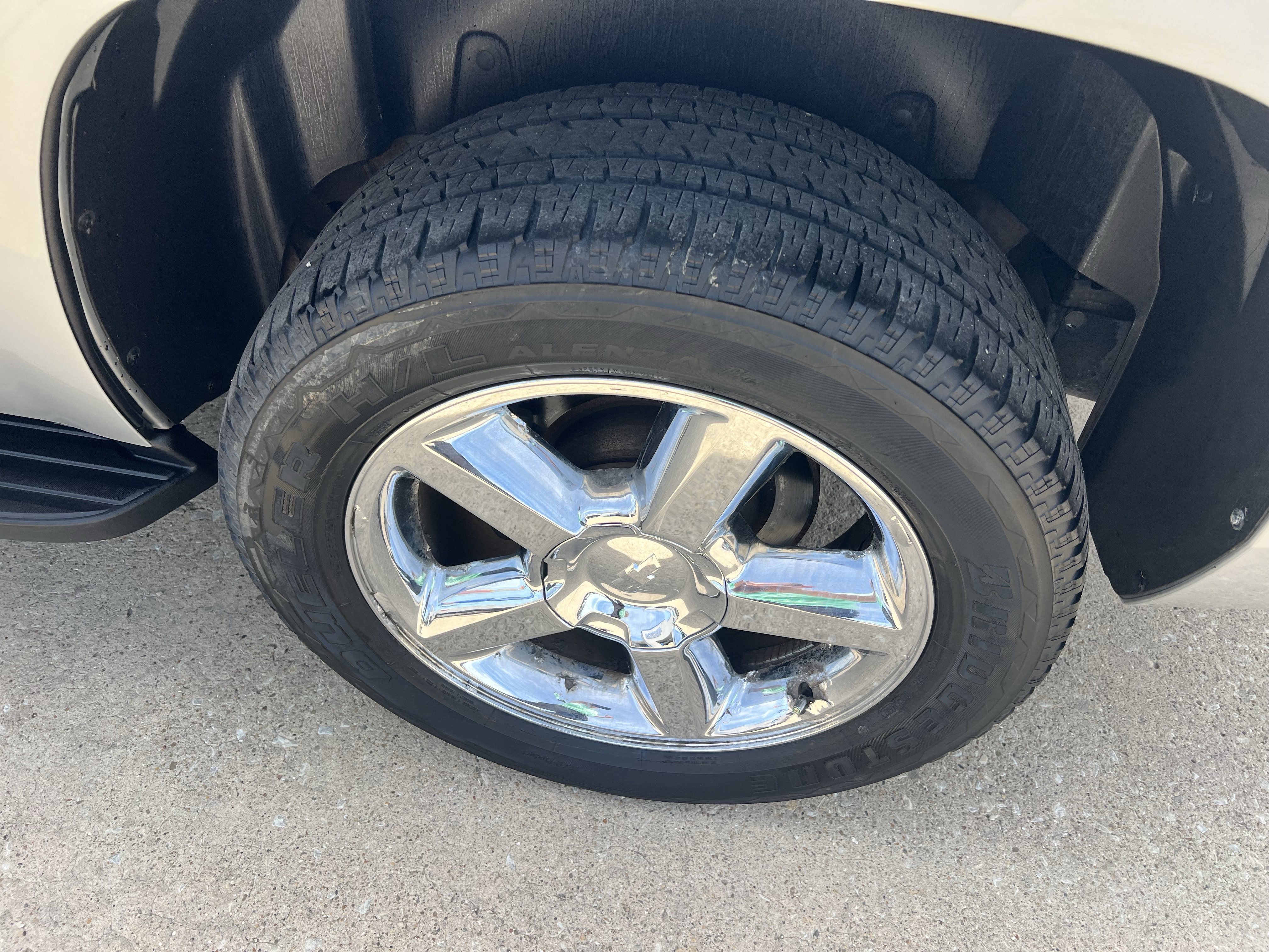 Used 2012 Chevrolet Tahoe LTZ AWD/4WD image 9