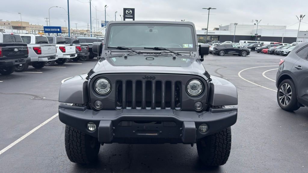 Used 2017 Jeep Wrangler Unlimited Sahara AWD/4WD image 6