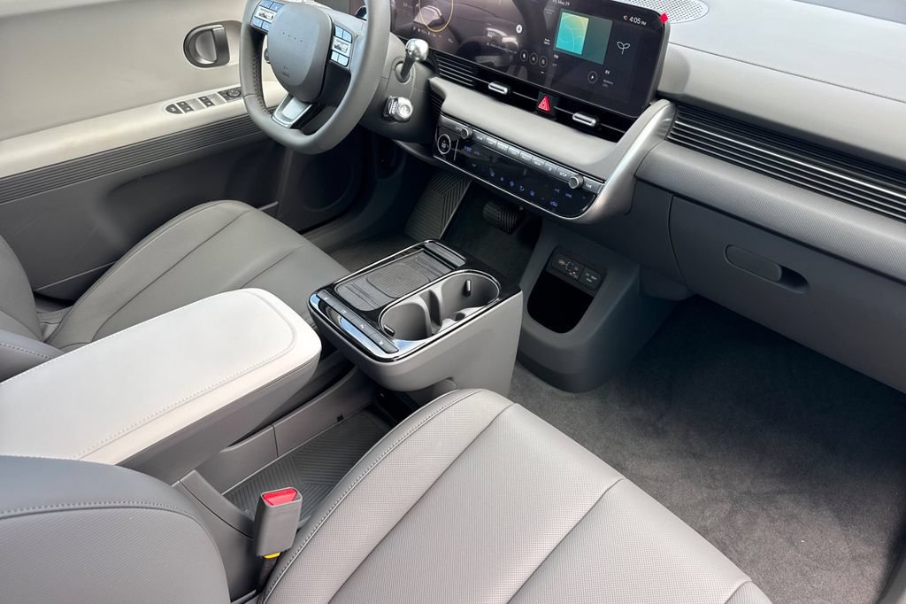 New 2026 Hyundai Ioniq 5 SEL RWD image 18