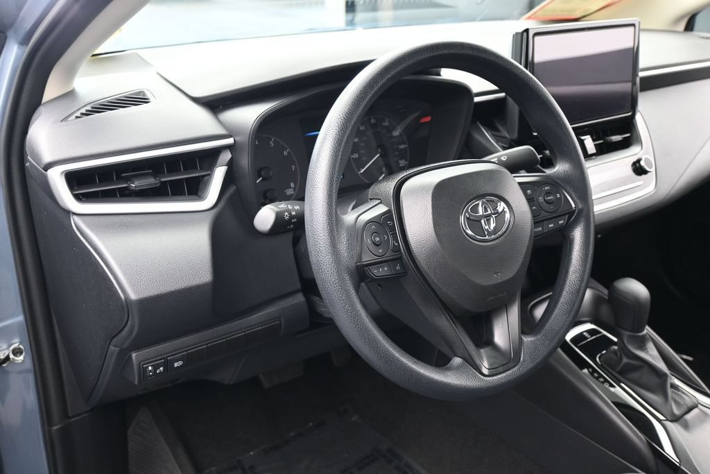 Used 2024 Toyota Corolla LE FWD image 14