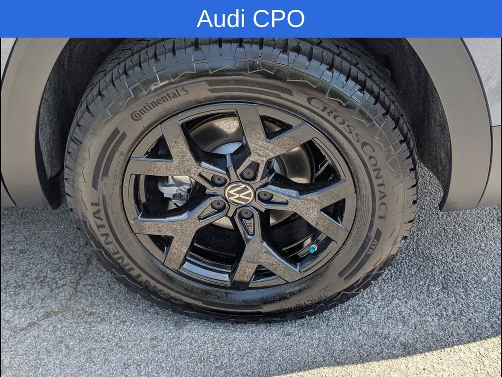 Used 2024 Volkswagen Atlas Peak Edition SE AWD/4WD image 24