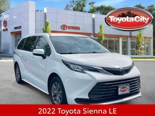 Used 2022 Toyota Sienna LE FWD 360° Tour