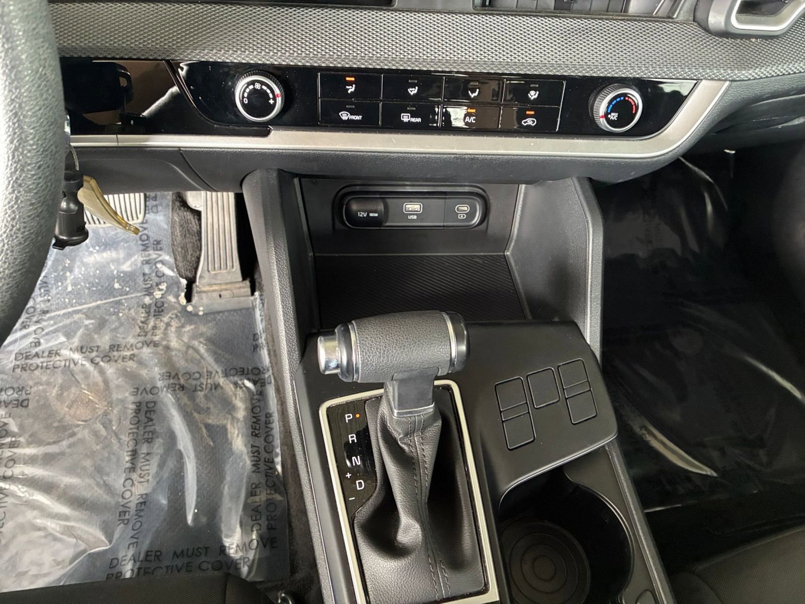 Used 2025 Kia Sportage LX image 40