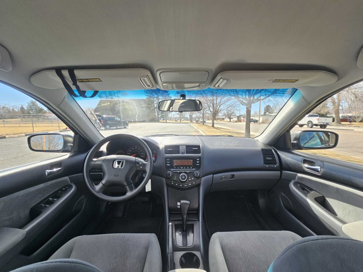 Used 2004 Honda Accord LX image 26