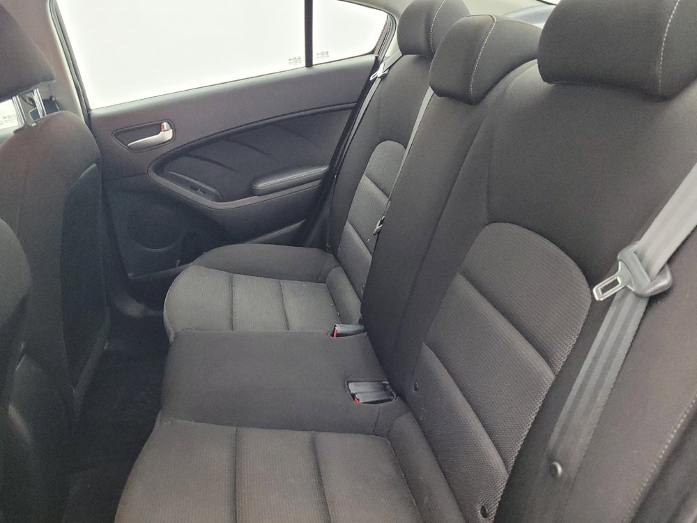 Used 2017 Kia Forte LX image 18