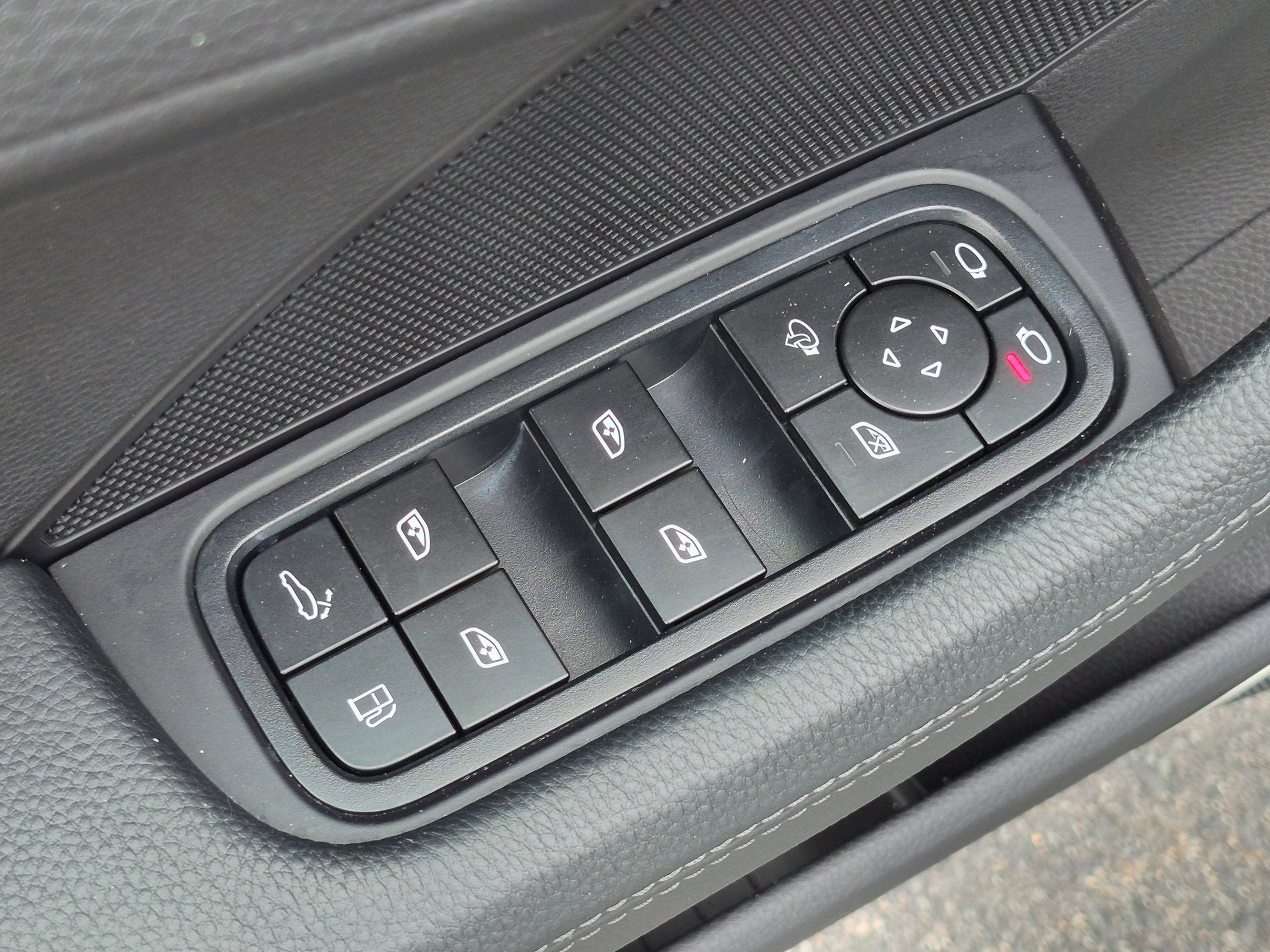 Certified 2023 Porsche Panamera 4 Platinum Edition w/ Assistance Package AWD/4WD image 23