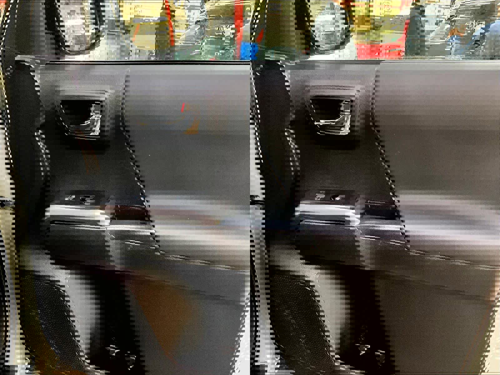 Used 2023 Toyota Tacoma TRD Sport w/ Technology Package image 12