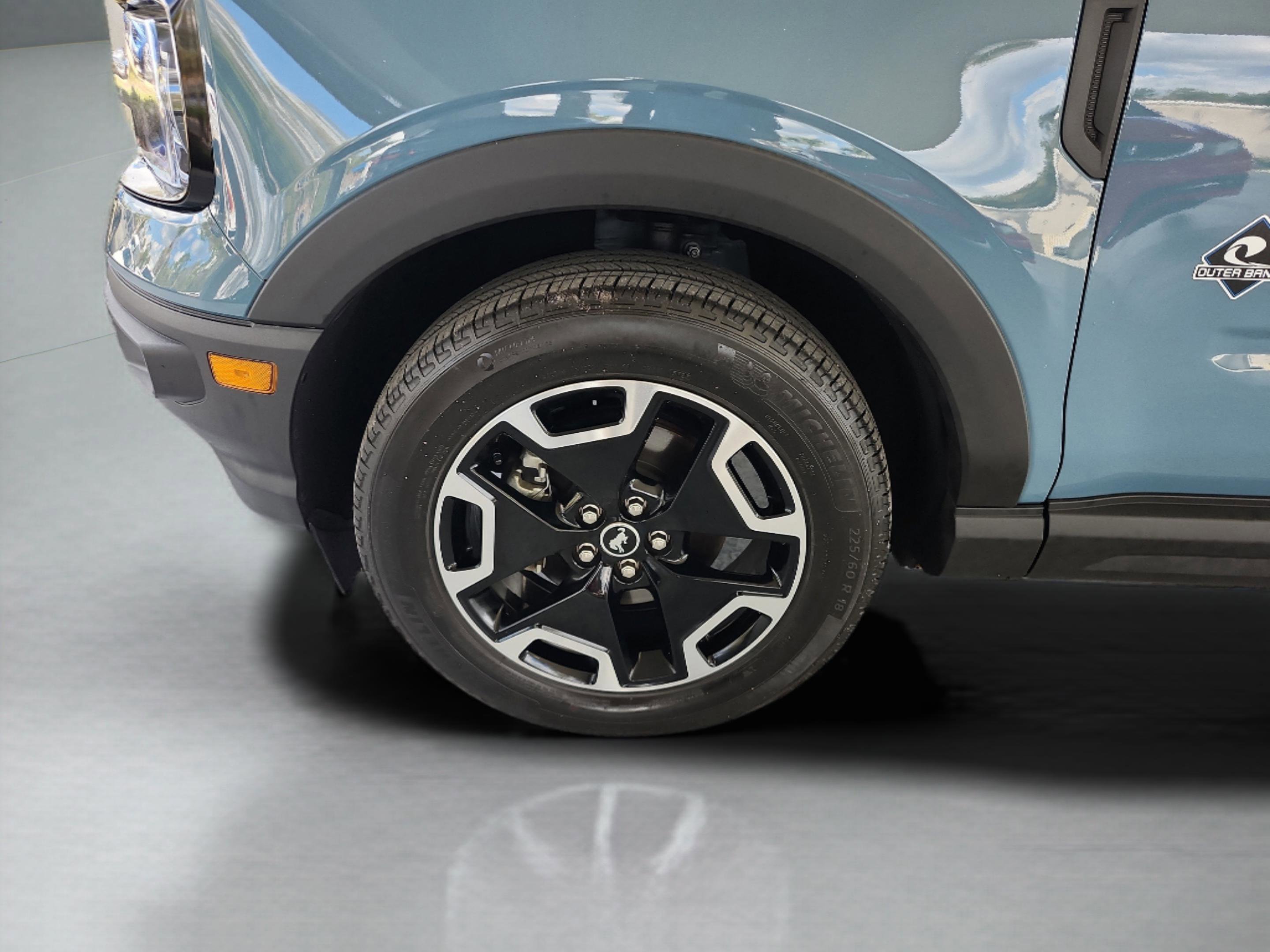 Certified 2023 Ford Bronco Sport Outer Banks w/ Tech Package image 18