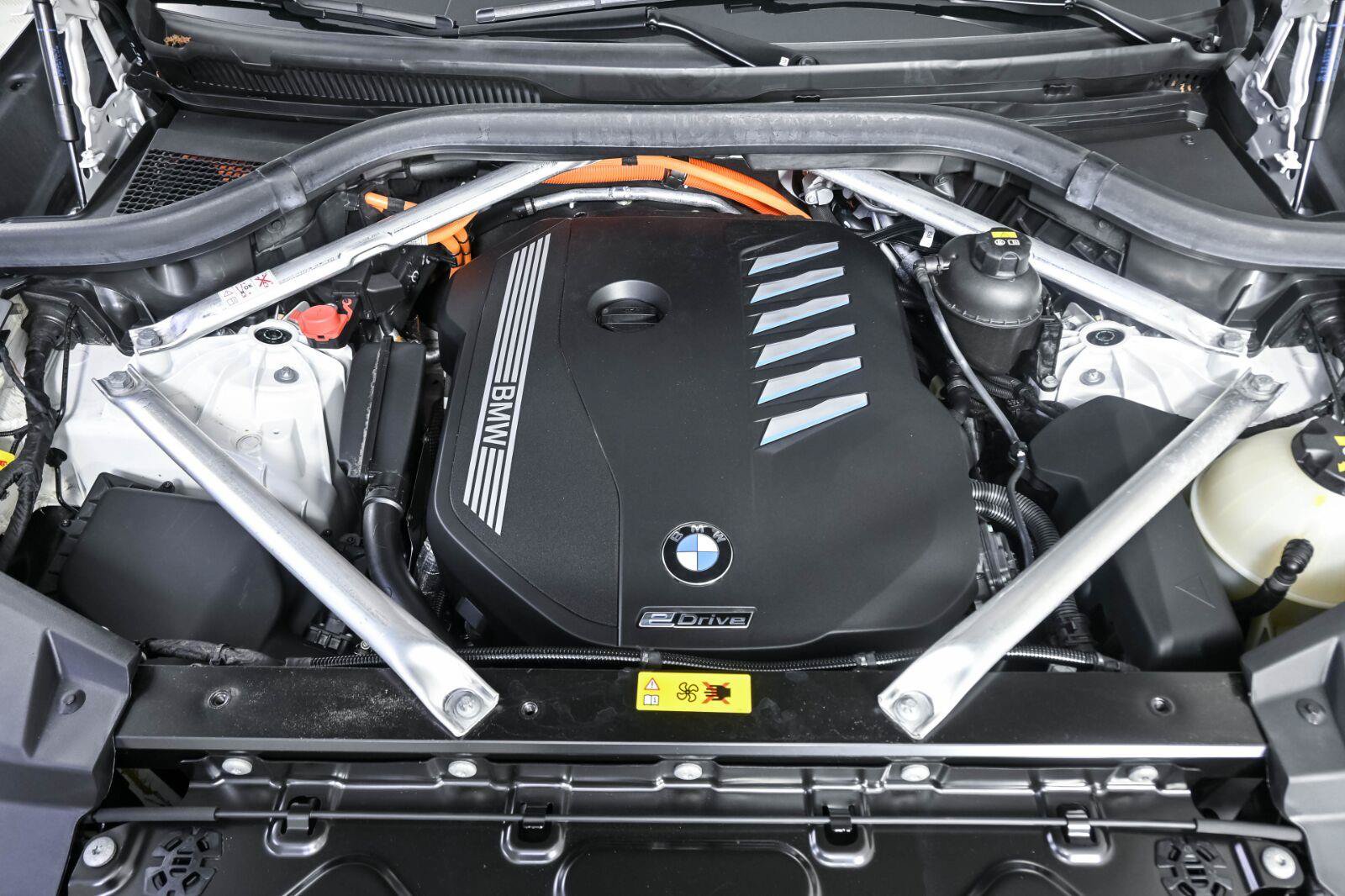 Used 2022 BMW X5 xDrive45e w/ M Sport Package AWD/4WD image 33