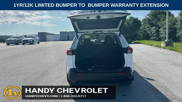 Used 2025 Toyota RAV4 XLE AWD/4WD image 5