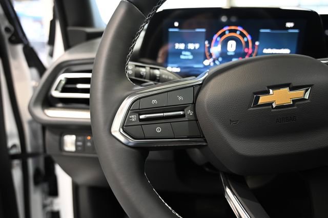 New 2026 Chevrolet Traverse LT w/ Sun and Wheel Package image 23