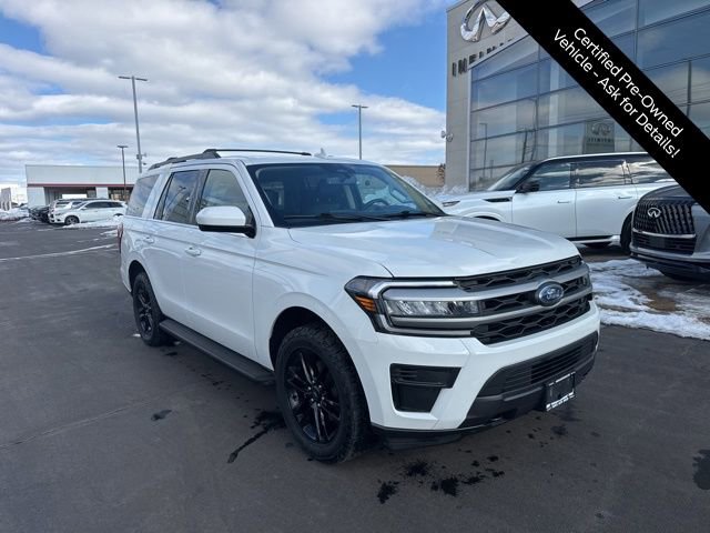 Used 2024 Ford Expedition XLT image 2