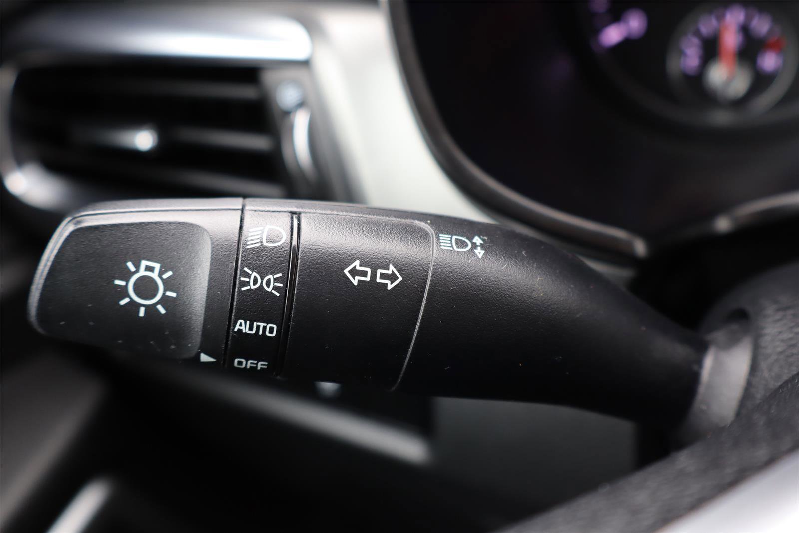 Used 2022 Kia Telluride S image 19