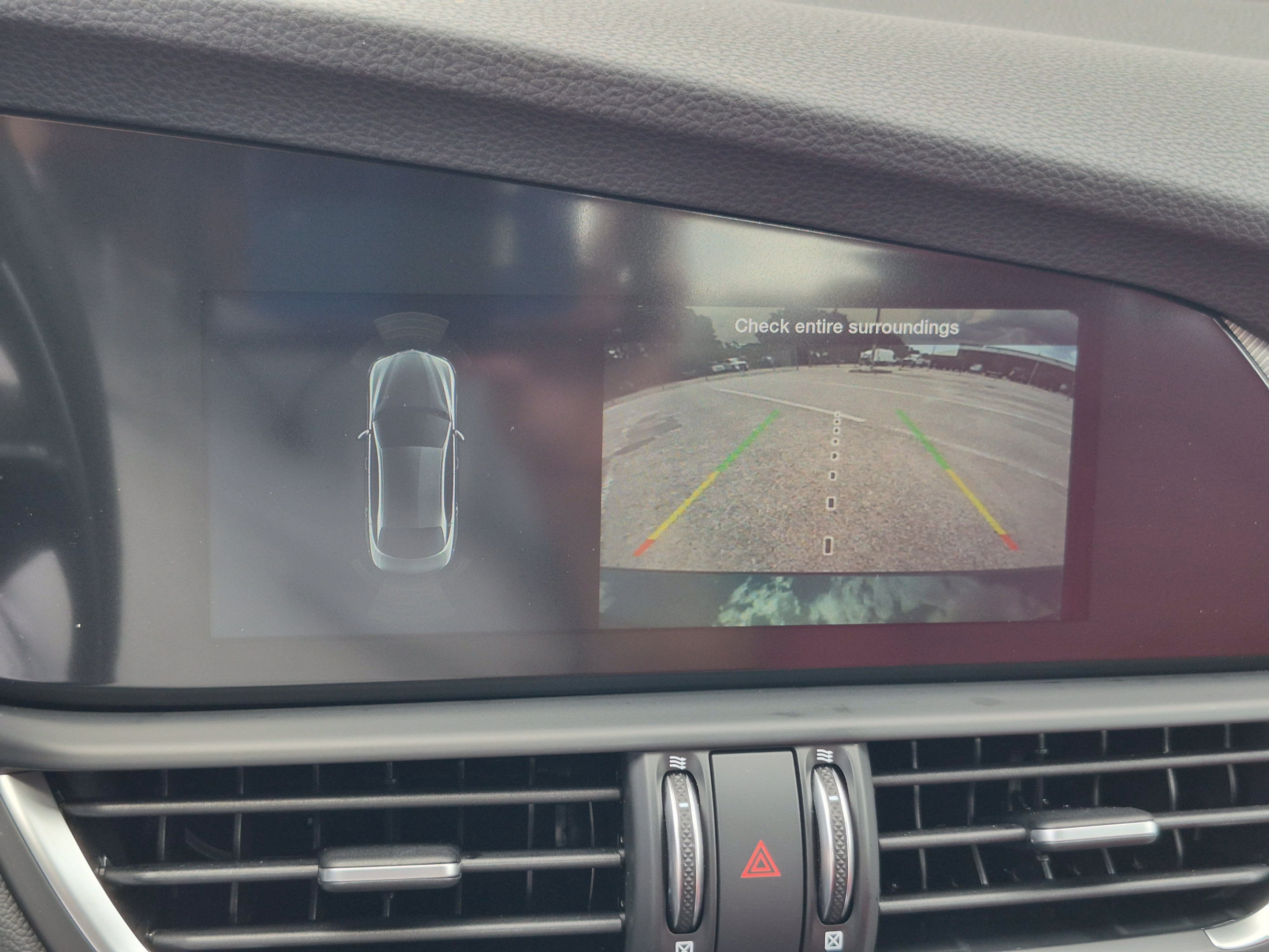 New 2026 Alfa Romeo Giulia w/ Driving Assist Package RWD image 34