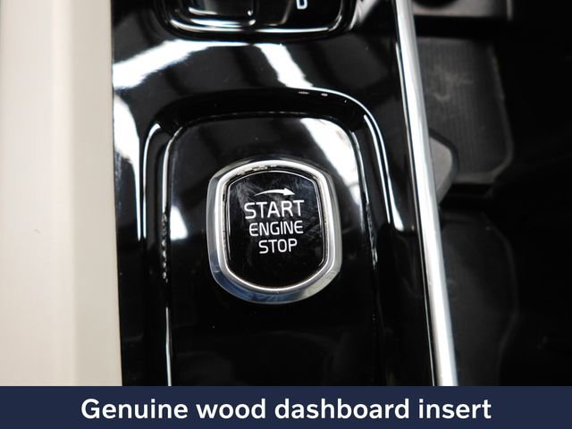 Used 2023 Volvo XC60 B5 Plus w/ Protection Package Premier image 31