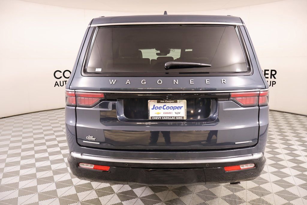 Used 2023 Jeep Wagoneer Series II w/ Flexible Seating Group image 24