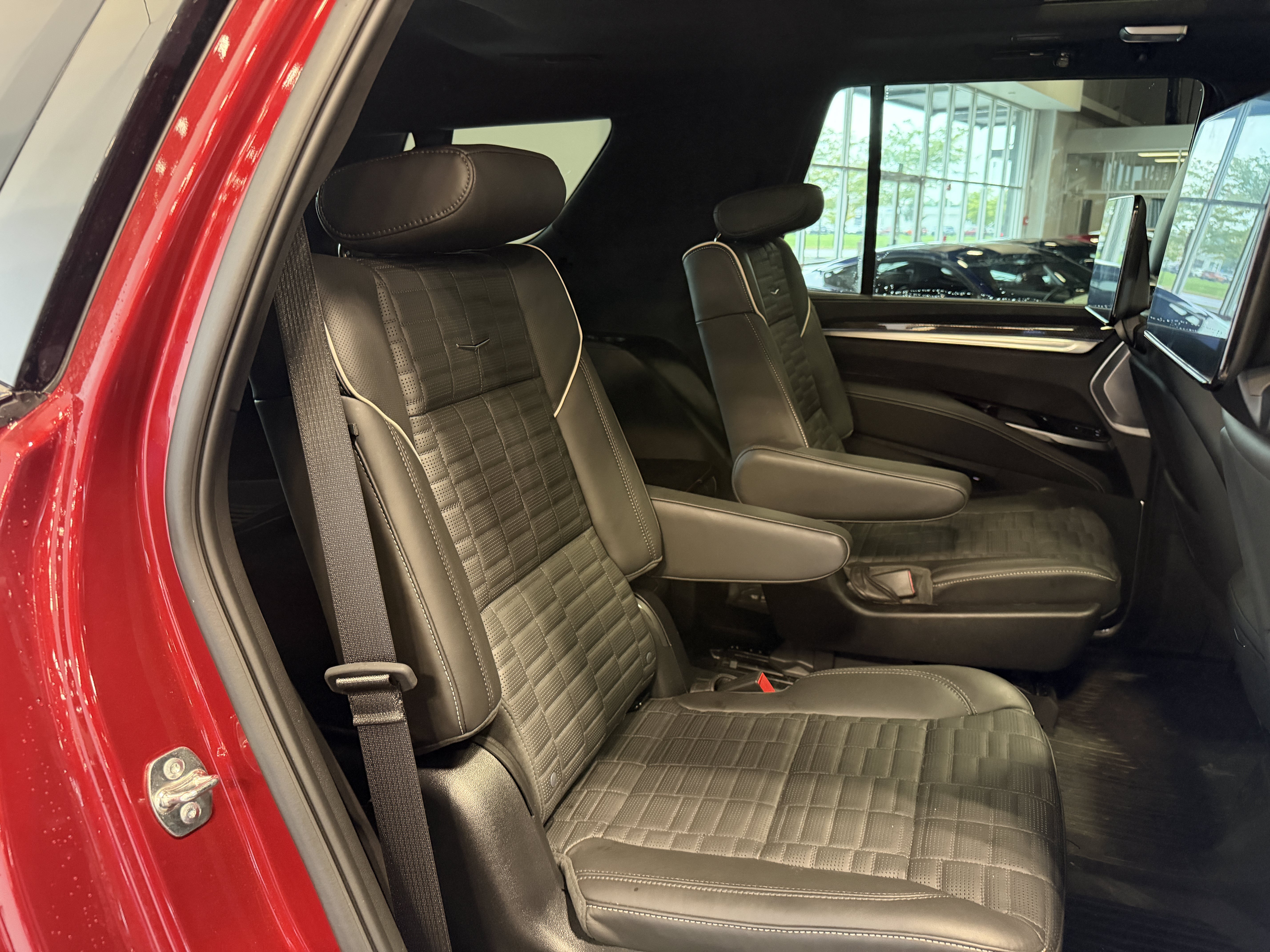 Used 2026 Cadillac Escalade V w/ LPO, Floor Liner Package AWD/4WD image 20