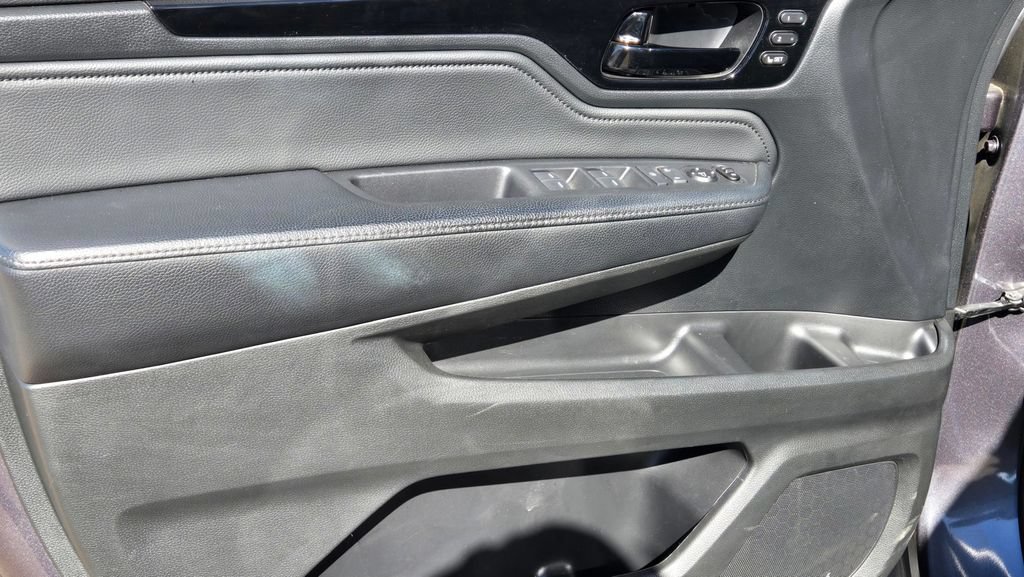 Used 2021 Honda Odyssey Touring image 15