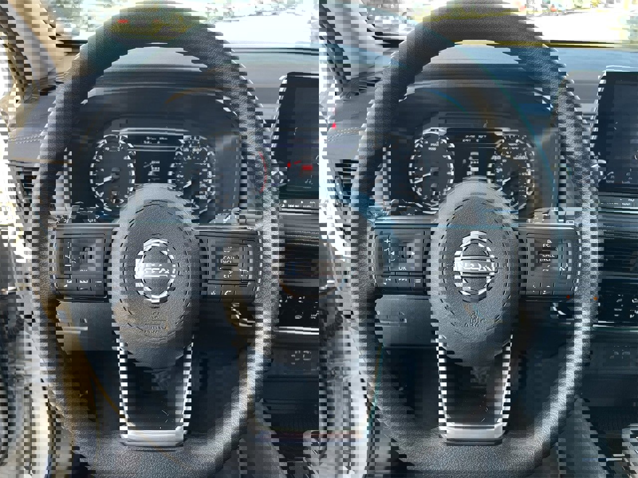 Certified 2024 Nissan Rogue S image 9