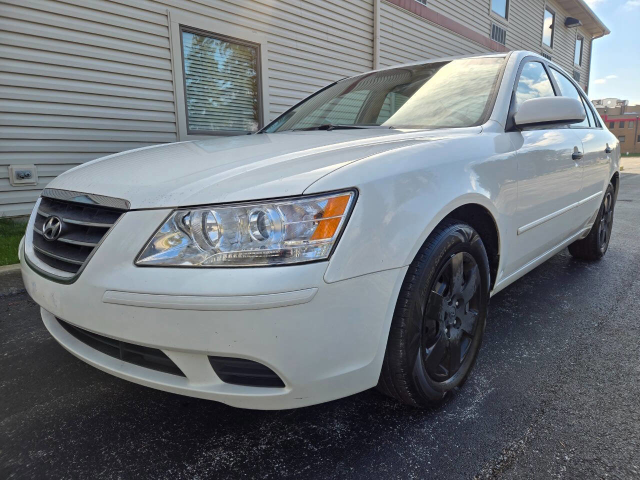 Used 2009 Hyundai Sonata GLS FWD image 2
