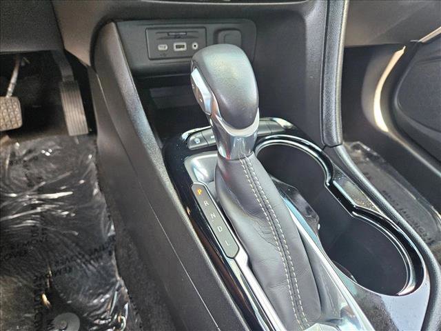 Used 2022 Buick Encore GX Select w/ Advanced Technology Package AWD/4WD image 12