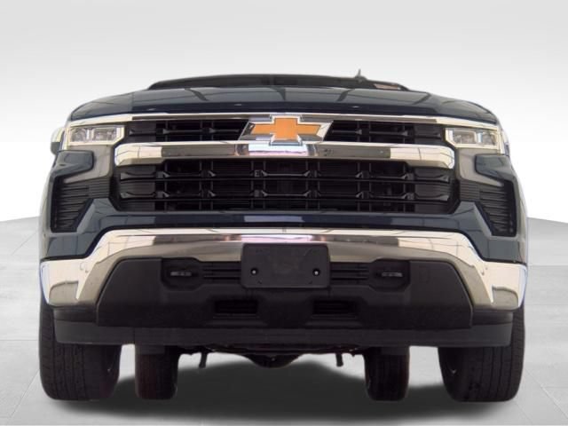 Used 2023 Chevrolet Silverado 1500 LT AWD/4WD image 3