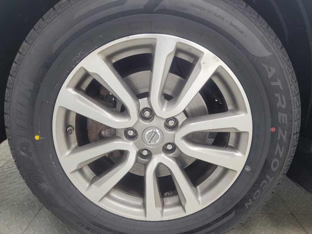 Used 2015 Nissan Pathfinder SL w/ Trailer Tow Package AWD/4WD image 31