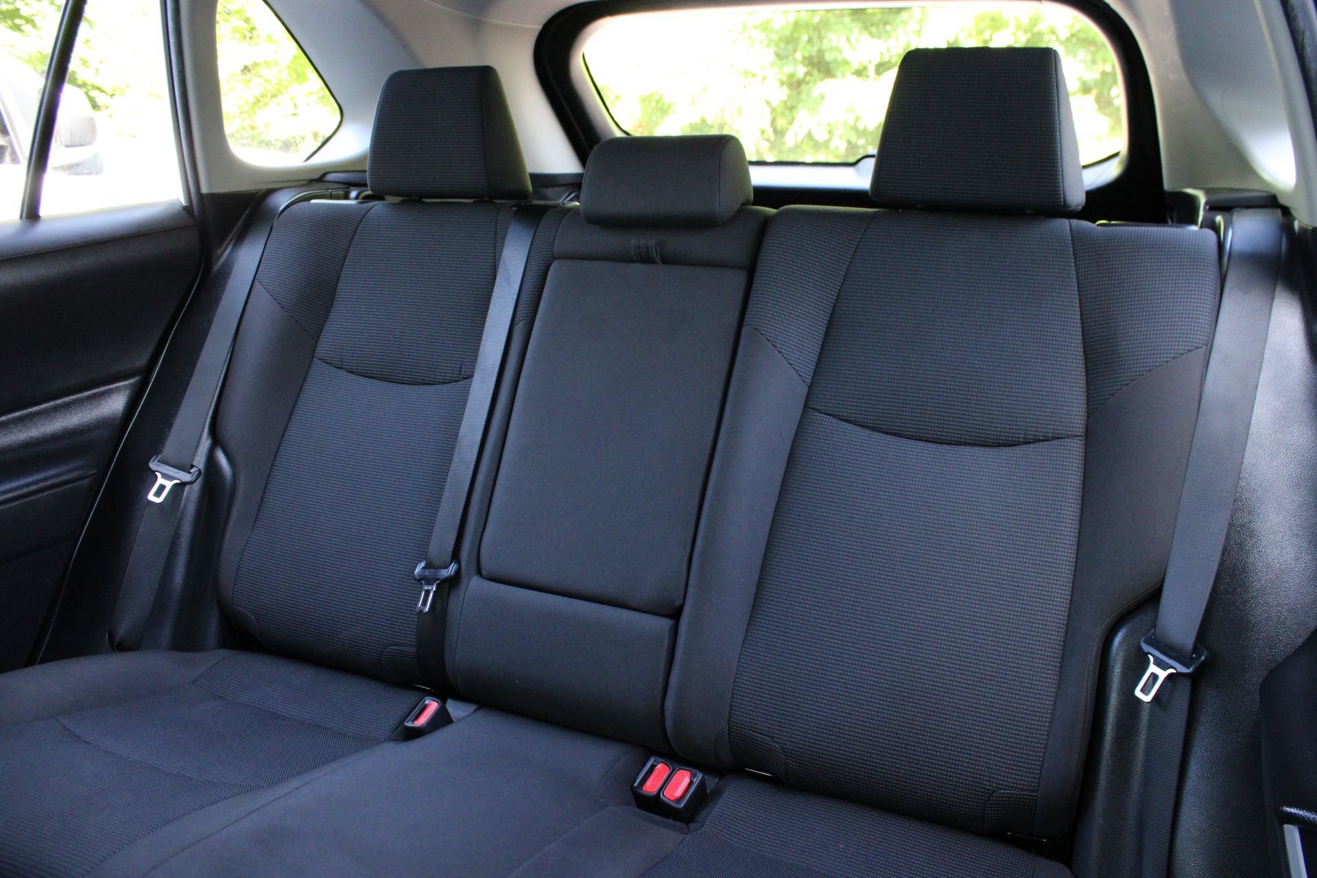 Used 2023 Toyota RAV4 LE FWD image 14