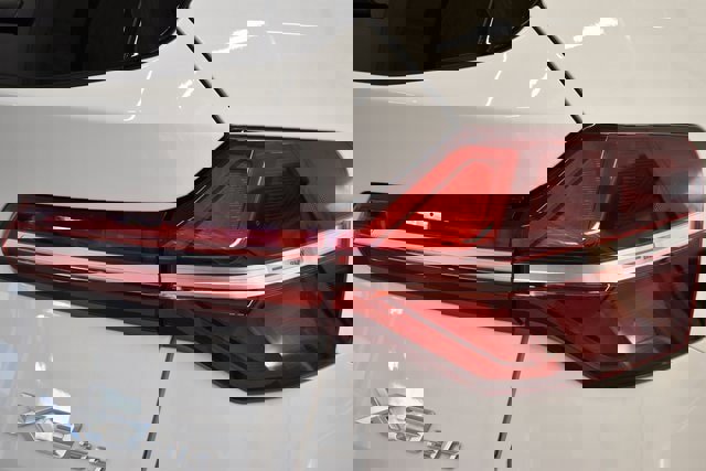 Used 2025 BMW X3 xDrive30i w/ Convenience Package image 12