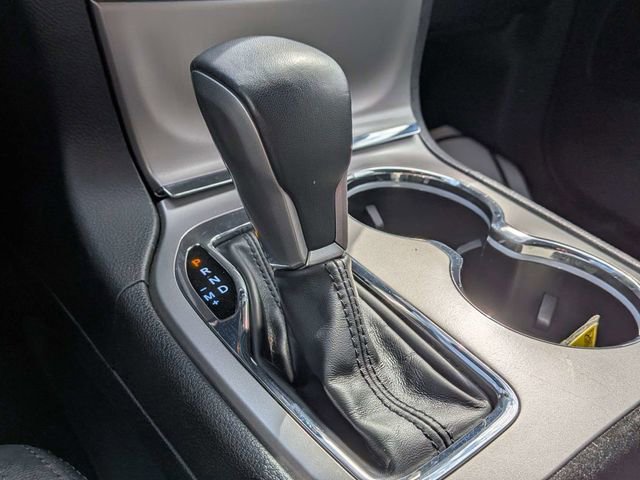 Used 2022 Jeep Grand Cherokee Laredo E RWD image 22
