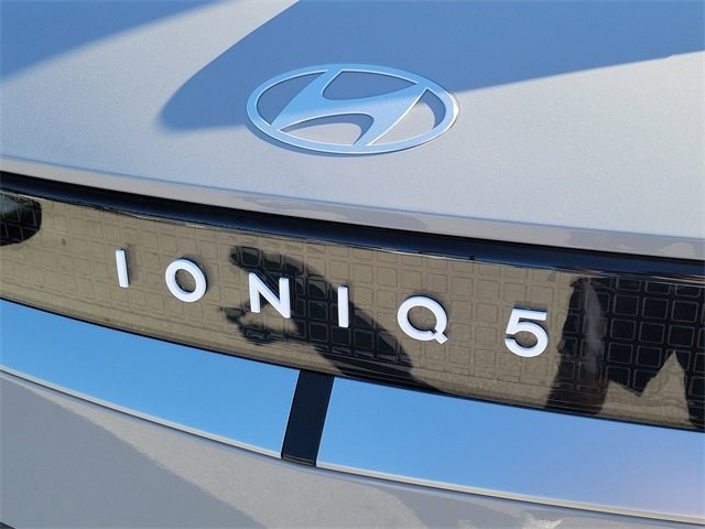 New 2026 Hyundai Ioniq 5 SE image 24