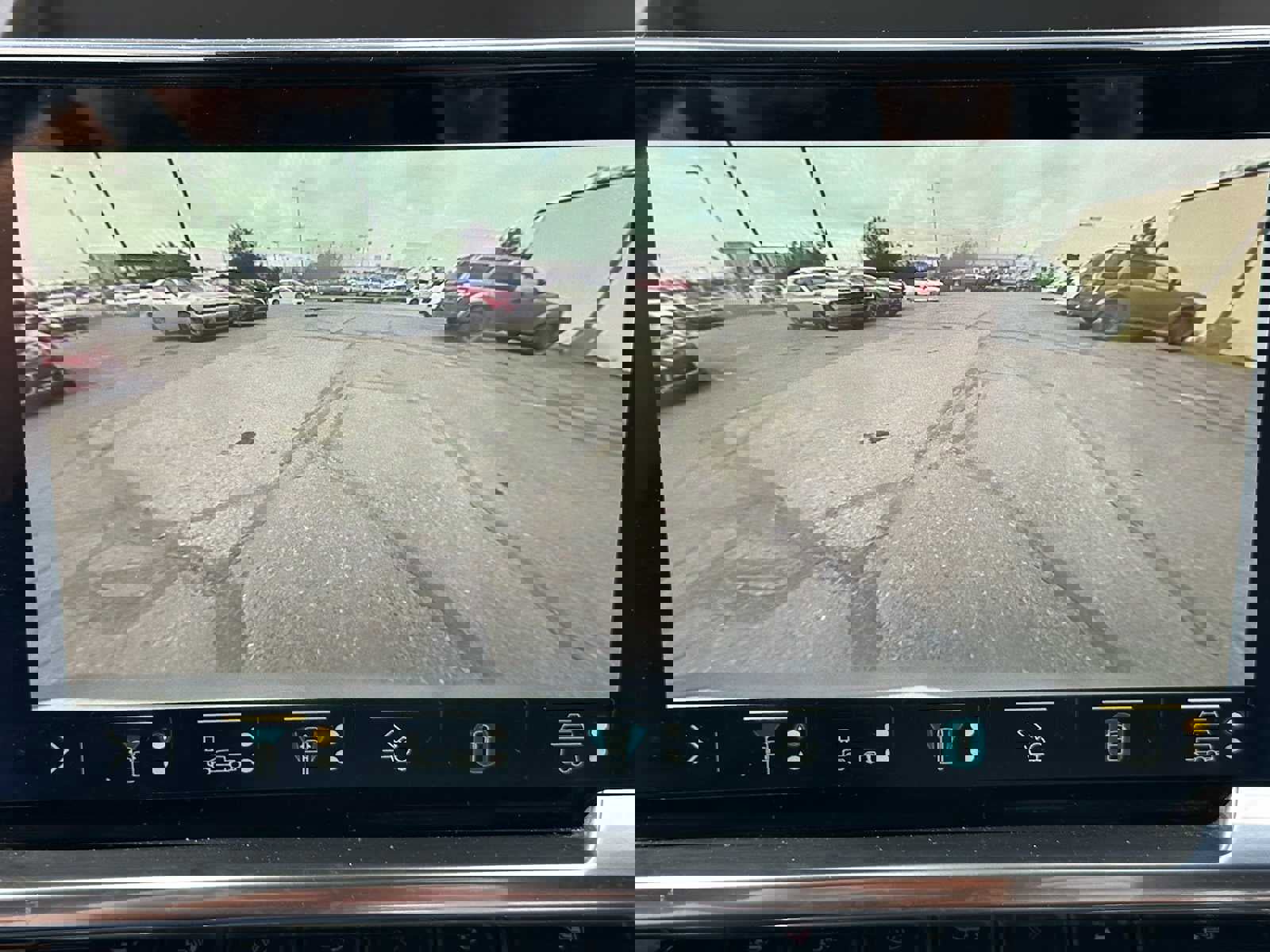 Used 2023 Chevrolet Silverado 1500 LTZ image 29